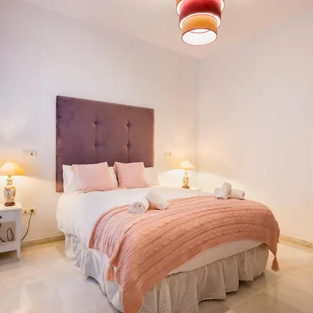 Apartamentos Cruz De San Andres Sevilha Quarto foto